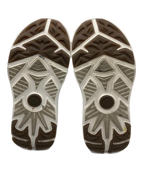 UGG（アグ）UGG (アグ) CA805 V2 ホワイト サイズ:24.5cmの古着・服飾アイテム