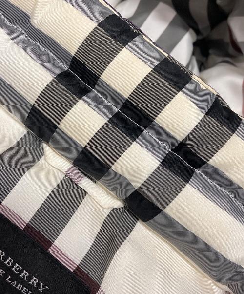 BURBERRY BLACK LABEL（バーバリーブラックレーベル）BURBERRY BLACK LABEL (バーバリーブラックレーベル) ファー付ダウンジャケット パープル サイズ:Ⅼの古着・服飾アイテム