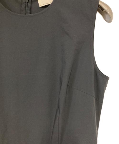 UNITED ARROWS TOKYO（ユナイテッドアローズトウキョウ）UNITED ARROWS TOKYO (ユナイテッドアローズトウキョウ) ソリッド バルーン ロングワンピース ブラック サイズ:38の古着・服飾アイテム