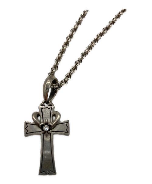 JUSTIN DAVIS（ジャスティンデイビス）JUSTIN DAVIS (ジャスティンデイビス) ユリモチーフストーン付クロストップネックレス シルバーの古着・服飾アイテム