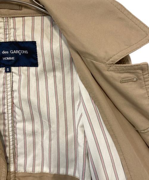 COMME des GARCONS HOMME（コムデギャルソン オム）COMME des GARCONS HOMME (コムデギャルソン オム) ステンカラーハーフコート カーキ サイズ:Sの古着・服飾アイテム