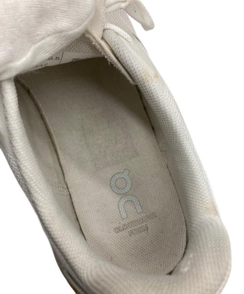 on（オン）on (オン) Cloudnova Form 2 ホワイト サイズ:26.5㎝の古着・服飾アイテム