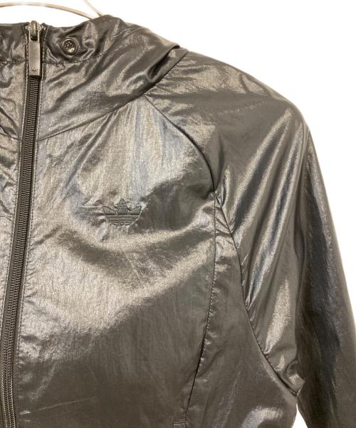 adidas（アディダス）adidas (アディダス) 裏バラ柄ウィンドブレーカー ブラック サイズ:Ｍの古着・服飾アイテム