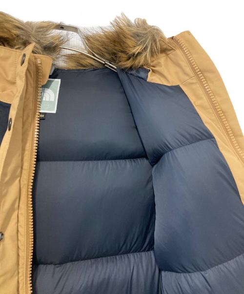 THE NORTH FACE（ザ ノース フェイス）THE NORTH FACE (ザ ノース フェイス) Mountain Down Coat / マウンテンダウンコート ブラウン サイズ:Ｌの古着・服飾アイテム