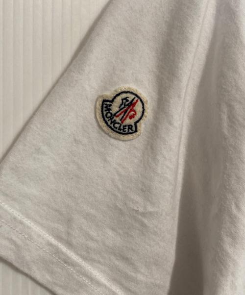 MONCLER（モンクレール）MONCLER (モンクレール) MAGLIA SCOLLO A V V NECK JUMPER / マグリアVネックカットソー ホワイト サイズ:LLの古着・服飾アイテム