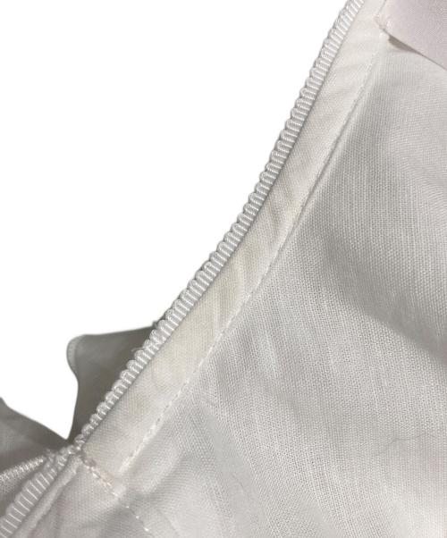 IENA LA BOUCLE（イエナ ラ ブークル）IENA LA BOUCLE (イエナ ラ ブークル) フリルブラウス ホワイト サイズ:記載なしの古着・服飾アイテム