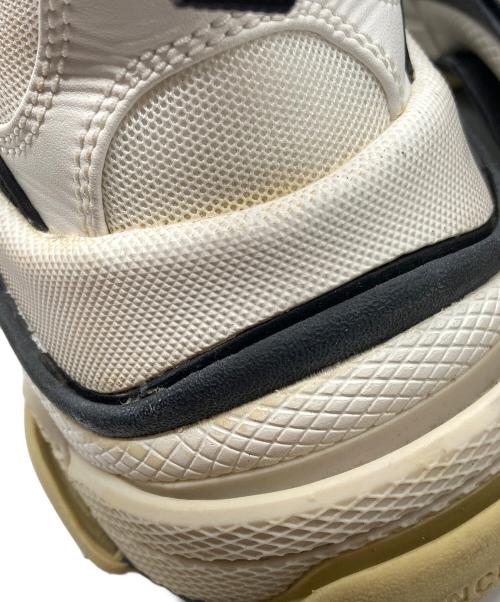 BALENCIAGA（バレンシアガ）BALENCIAGA (バレンシアガ) Triple S / トリプルＳダッドスニーカー ホワイト×ブラック サイズ:26.5の古着・服飾アイテム