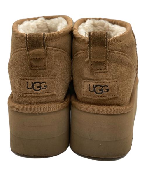 UGG（アグ）UGG (アグ) CLASSIC ULTRA MINI PLATFORM ブラウン サイズ:US7の古着・服飾アイテム