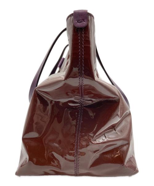 Salvatore Ferragamo（サルヴァトーレ フェラガモ）Salvatore Ferragamo (サルヴァトーレ フェラガモ) ヴァラリボンエナメルバッグ ボルドー×パープルの古着・服飾アイテム