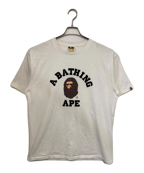 A BATHING APE（ア ベイシング エイプ）A BATHING APE (ア ベイシング エイプ) COLLAGE TEE/ロゴプリントカレッジTシャツ ホワイト サイズ:XLの古着・服飾アイテム