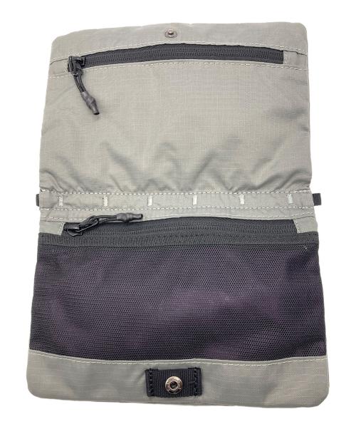 TOPOLOGIE（トポロジー）Topologie (トポロジー) Flat Sacoche Moss グレーの古着・服飾アイテム