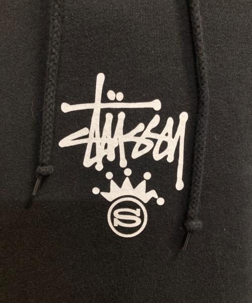 stussy（ステューシー）stussy (ステューシー) フロントロゴ裏起毛パーカー ブラック サイズ:Ｍの古着・服飾アイテム