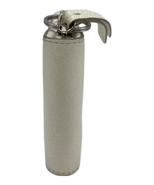 Maison Margiela 11（メゾンマルジェラ 11）Maison Margiela 11 (メゾンマルジェラ) 2つ折り財布 / ラウンドファスナーコンパクトウォレット ホワイトの古着・服飾アイテム