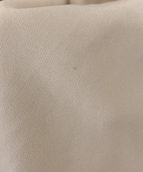 FOXEY NEWYORK（フォクシーニューヨーク）FOXEY NEWYORK (フォクシーニューヨーク) エンパイアノースリーブワンピース ベージュ サイズ:38の古着・服飾アイテム