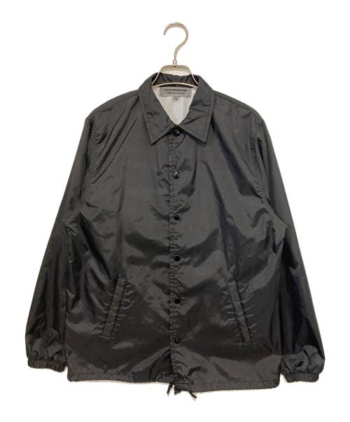 GOOD DESIGN SHOP COMME des GARCONS（グッドデザインショップ コムデギャルソン）GOOD DESIGN SHOP COMME des GARCONS (グッドデザインショップ コムデギャルソン) バックロゴプリントコーチジャケット ブラック サイズ:Sの古着・服飾アイテム