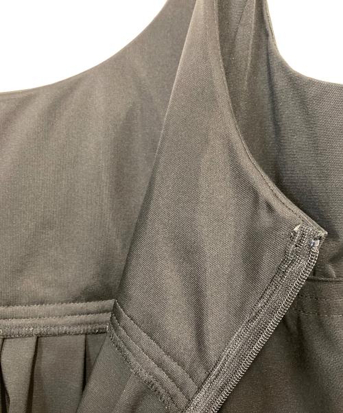 FOXEY NEWYORK（フォクシーニューヨーク）FOXEY NEWYORK (フォクシーニューヨーク) ノースリーブフレアワンピース ブラック サイズ:40の古着・服飾アイテム