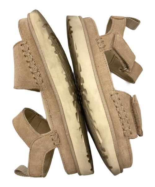 UGG（アグ）UGG (アグ) GOLDENSTAR / ゴールデンスタースウェードサンダル ベージュ サイズ:24の古着・服飾アイテム