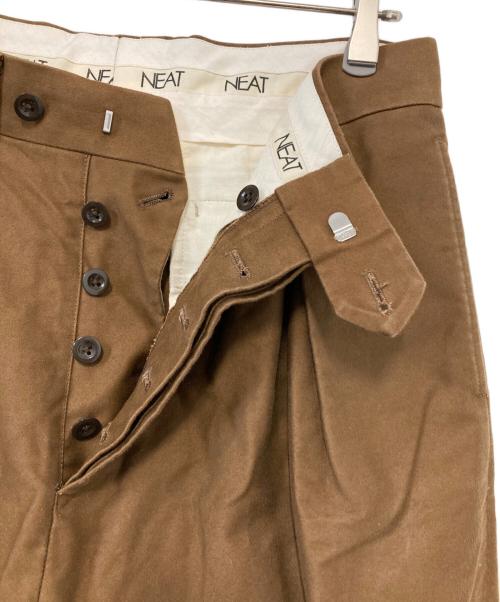 NEAT（ニート）NEAT (ニート) タックパンツ ブラウン サイズ:46の古着・服飾アイテム