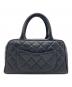 CHANEL (シャネル) キャビアスキンマトラッセミニボストンバッグ ブラック：300000円