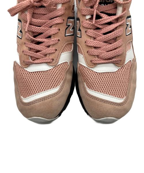 NEW BALANCE（ニューバランス）NEW BALANCE (ニューバランス) M1530SVS ピンク×ブラック サイズ:27.5cmの古着・服飾アイテム