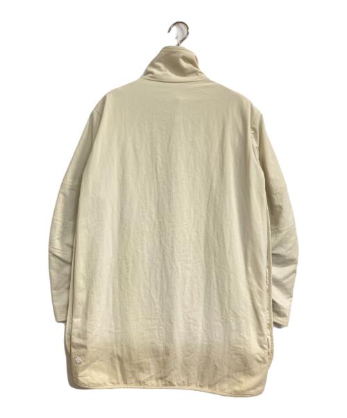 DESCENTE ALLTERRAIN（デザイント オルテライン）DESCENTE ALLTERRAIN (デザイント オルテライン) ddd スタンドカラーミリタリーコート アイボリー サイズ:Sの古着・服飾アイテム