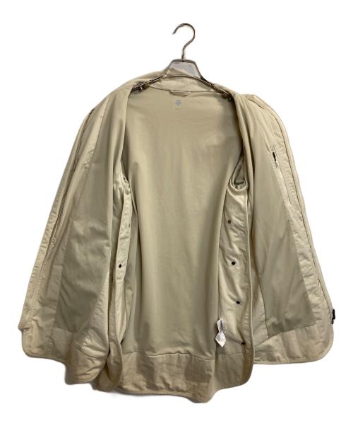 DESCENTE ALLTERRAIN（デザイント オルテライン）DESCENTE ALLTERRAIN (デザイント オルテライン) ddd スタンドカラーミリタリーコート アイボリー サイズ:Sの古着・服飾アイテム