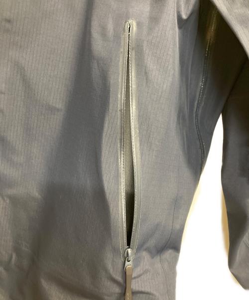 ARC'TERYX（アークテリクス）ARC'TERYX (アークテリクス) BETA AR JACKET / ベータARジャケット ネイビー サイズ:ＸＳの古着・服飾アイテム
