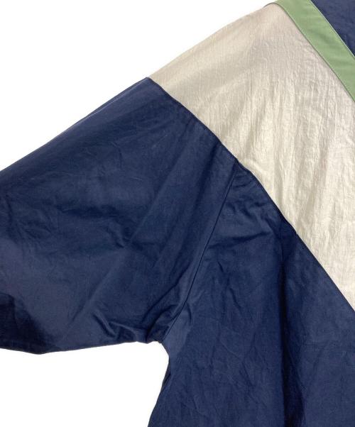 FRED PERRY（フレッドペリー）FRED PERRY (フレッドペリー) PANELLED V SHIRT / 切替シャツ ネイビー サイズ:Mの古着・服飾アイテム