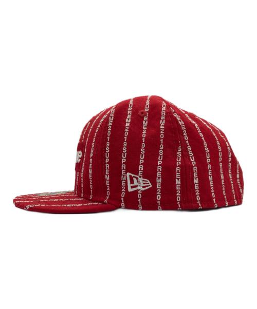 SUPREME（シュプリーム）SUPREME (シュプリーム) New Era (ニューエラ) Text Stripe Cap レッドの古着・服飾アイテム