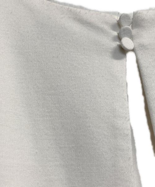 anuans（アニュアンス）anuans (アニュアンス) ストレートタックカットワンピース ホワイト サイズ:Ｍの古着・服飾アイテム