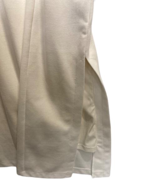 anuans（アニュアンス）anuans (アニュアンス) ストレートタックカットワンピース ホワイト サイズ:Ｍの古着・服飾アイテム