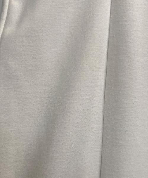 anuans（アニュアンス）anuans (アニュアンス) ストレートタックカットワンピース ホワイト サイズ:Ｍの古着・服飾アイテム