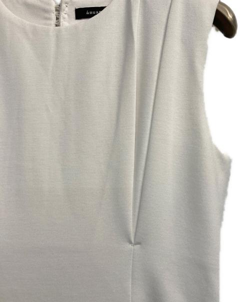 anuans（アニュアンス）anuans (アニュアンス) ストレートタックカットワンピース ホワイト サイズ:Ｍの古着・服飾アイテム