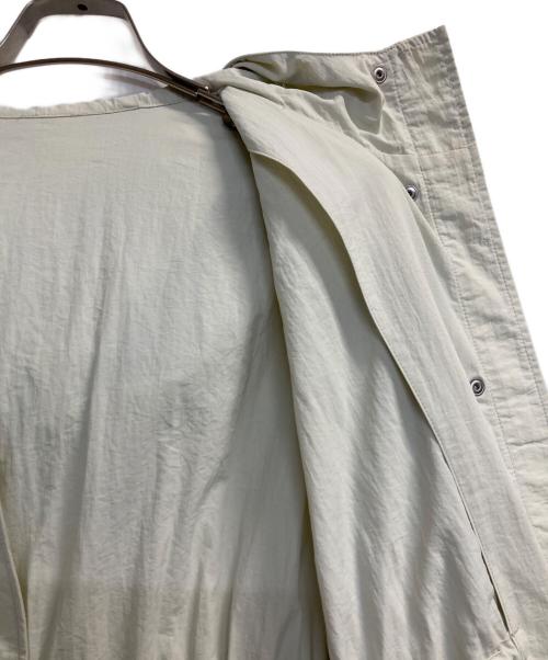 JOURNAL STANDARD relume（ジャーナルスタンダード レリューム）JOURNAL STANDARD relume (ジャーナルスタンダード レリューム) ナイロンフーディーブルゾン アイボリー サイズ:Ｆの古着・服飾アイテム