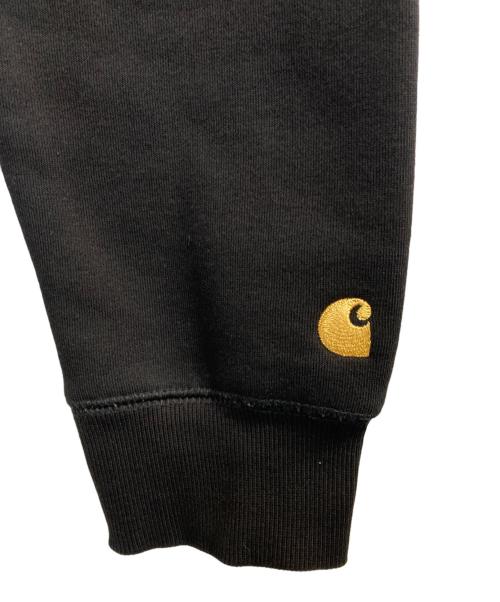 CarHartt（カーハート）CarHartt (カーハート) HOODED CHASE SWEATSHIRT/ワンポイント刺繍プルオーバーパーカー ブラック サイズ:Ｌの古着・服飾アイテム