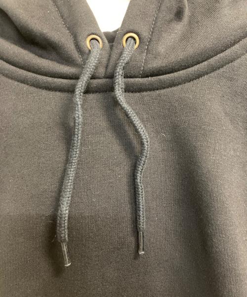CarHartt（カーハート）CarHartt (カーハート) HOODED CHASE SWEATSHIRT/ワンポイント刺繍プルオーバーパーカー ブラック サイズ:Ｌの古着・服飾アイテム