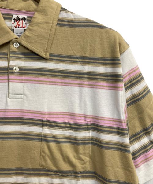 stussy（ステューシー）stussy (ステューシー) マルチボーダーポロシャツ ベージュ×ホワイト サイズ:ＬＬの古着・服飾アイテム