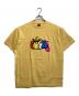 stussy（ステューシー）の古着「SKISM T / グラフィティロゴTシャツ」｜イエロー