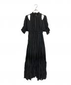 eimy istoireエイミーイストワール）の古着「ワッシャープリーツオフショルダーワンピース」｜ブラック