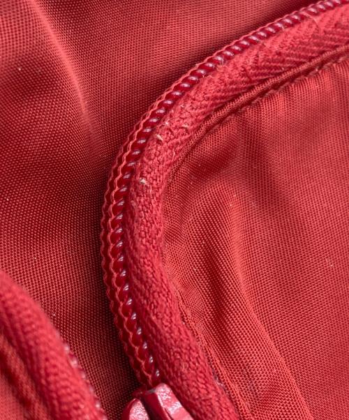 PRADA（プラダ）PRADA (プラダ) ナイロンショルダーバッグ レッドの古着・服飾アイテム