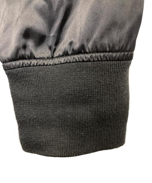 stussy（ステューシー）stussy (ステューシー) AUTHENTIC GEAR 刺繍ジャケット ブラック サイズ:Ｍの古着・服飾アイテム