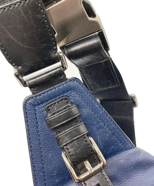 COACH（コーチ）COACH (コーチ) レザーボディーバッグ ネイビーの古着・服飾アイテム