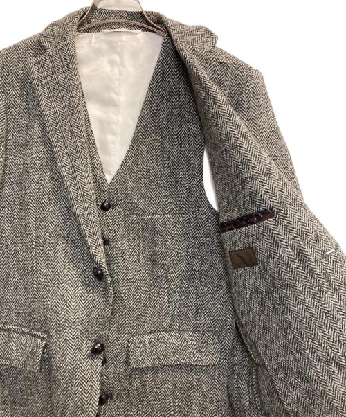 UNIVERSAL LANGUAGE（ユニバーサルランゲージ）UNIVERSAL LANGUAGE (ユニバーサルランゲージ) Harris Tweed (ハリスツイード) ヘリンボーンジレセットテーラードジャケット グレー×ブラック サイズ:44-6Ｄの古着・服飾アイテム