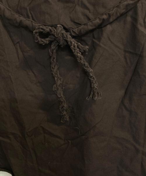 MIU MIU（ミュウミュウ）MIU MIU (ミュウミュウ) リボンノースリーブカットソー ブラウン サイズ:50の古着・服飾アイテム