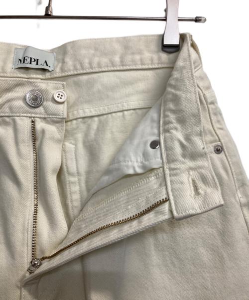 NEPLA（ネプラ）NEPLA (ネプラ) 別注ワイドデニムパンツ アイボリー サイズ:25の古着・服飾アイテム