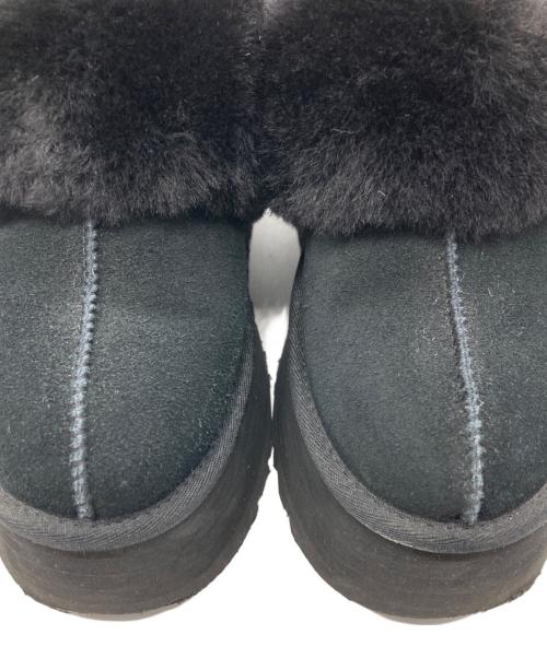 UGG（アグ）UGG (アグ) FUNKETTE / ムートンサンダル ブラック サイズ:24cmの古着・服飾アイテム