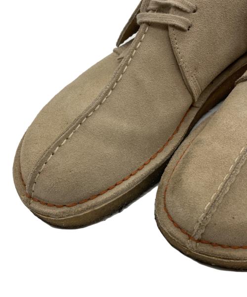 CLARKS（クラークス）CLARKS (クラークス) スウェードデザートトレック シューズ ベージュ サイズ:US 9 1/2の古着・服飾アイテム