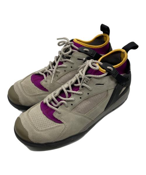 NIKE（ナイキ）NIKE (ナイキ) AIR REVADERCHI アイボリー×パープル サイズ:US8の古着・服飾アイテム