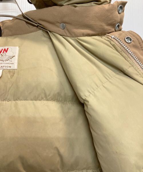 Schott（ショット）Schott (ショット) フード付ダウンジャケット ベージュ サイズ:Lの古着・服飾アイテム