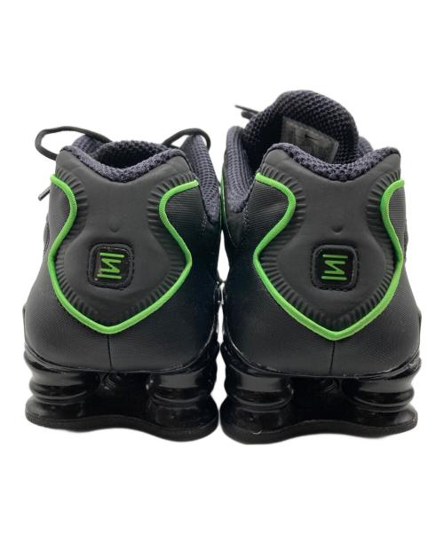 NIKE（ナイキ）NIKE (ナイキ) スニーカー ブラック×グリーン サイズ:28cmの古着・服飾アイテム